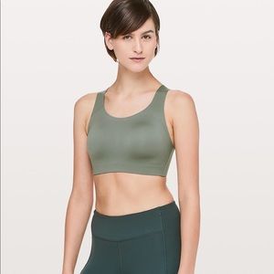 LuLu Lemon Enlite sports Bra 36C